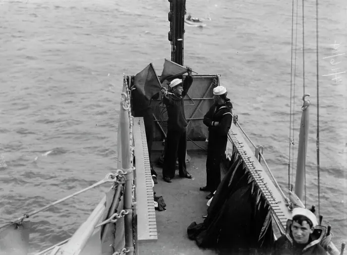 Framed Print : Signalling from USS Arkansas, between c1910 and c1915. Creator: Bain News Service Framed Print : Signalling from USS Arkansas, between c1910 and c1915. Creator: Bain News Service