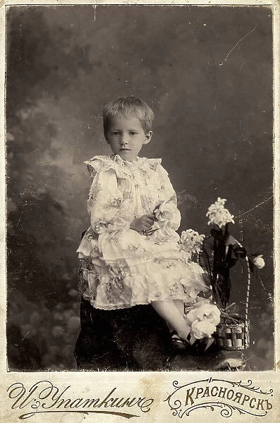 Simonova Lidochka, daughter of magistrate G.P. Simonova, 1910. Creator: I. Upatkin