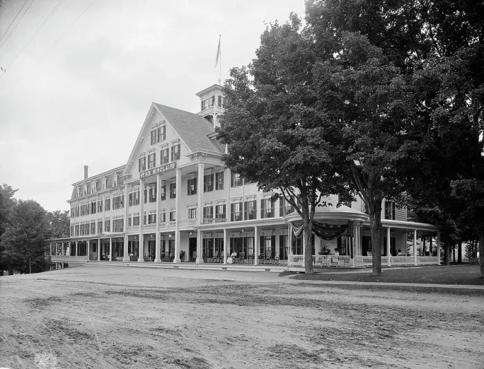 Framed Print : The Sinclair, Bethlehem, N.H. c1907. Creator: Unknown Framed Print : The Sinclair, Bethlehem, N.H. c1907. Creator: Unknown
