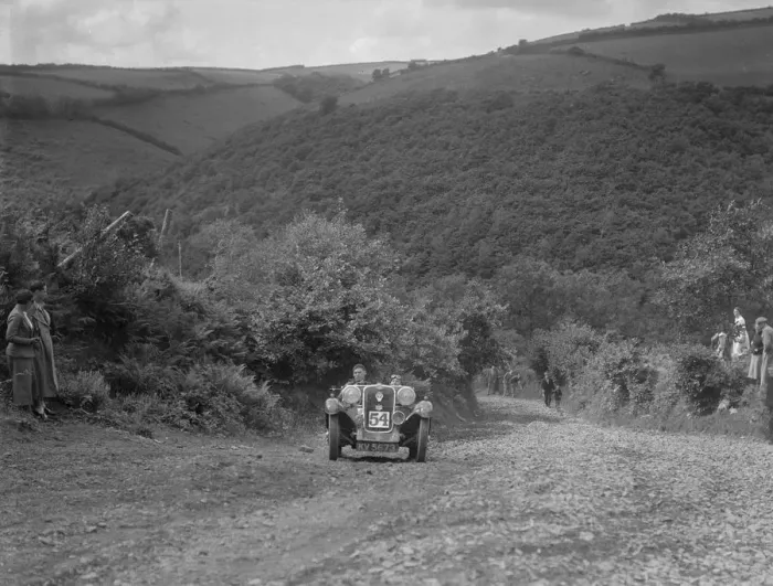 Framed Print : Singer 2-seater competing in the Mid Surrey AC Barnstaple Trial, Beggars Roost, Devon, 1934 Framed Print : Singer 2-seater competing in the Mid Surrey AC Barnstaple Trial, Beggars Roost, Devon, 1934