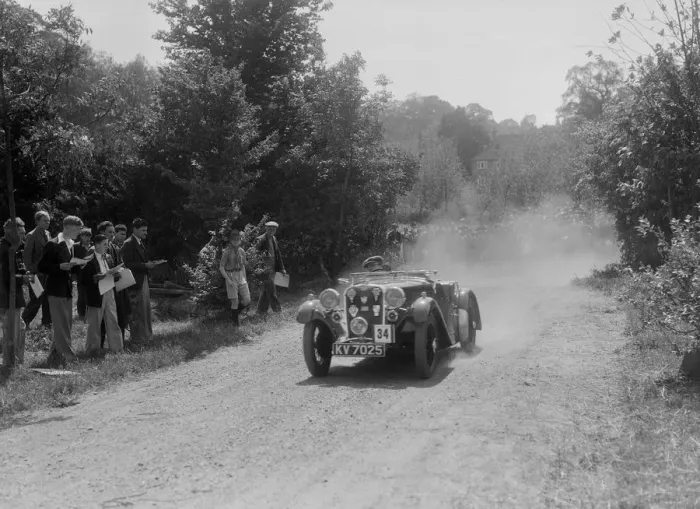 Framed Print : Singer Le Mans competing in the BOC Hill Climb, Chalfont St Peter, Buckinghamshire, 1932 Framed Print : Singer Le Mans competing in the BOC Hill Climb, Chalfont St Peter, Buckinghamshire, 1932