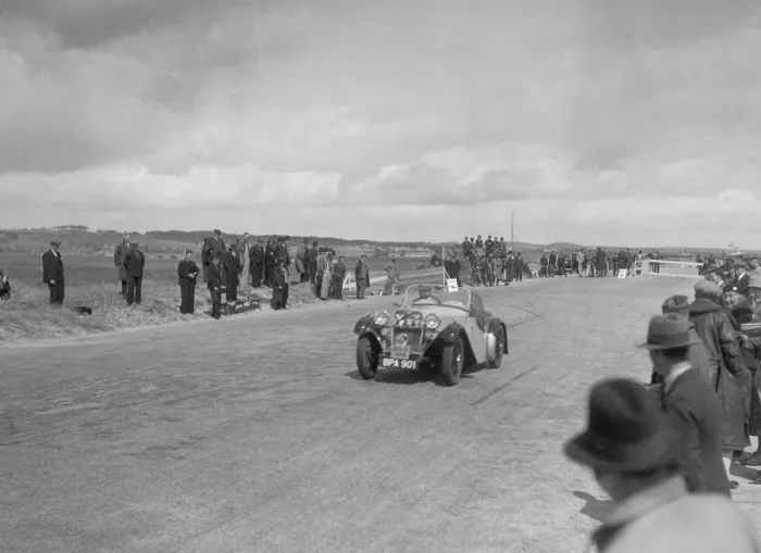 Framed Print : Singer Le Mans of FA Thatcher competing in the RSAC Scottish Rally, 1934. Artist: Bill Brunell Framed Print : Singer Le Mans of FA Thatcher competing in the RSAC Scottish Rally, 1934. Artist: Bill Brunell