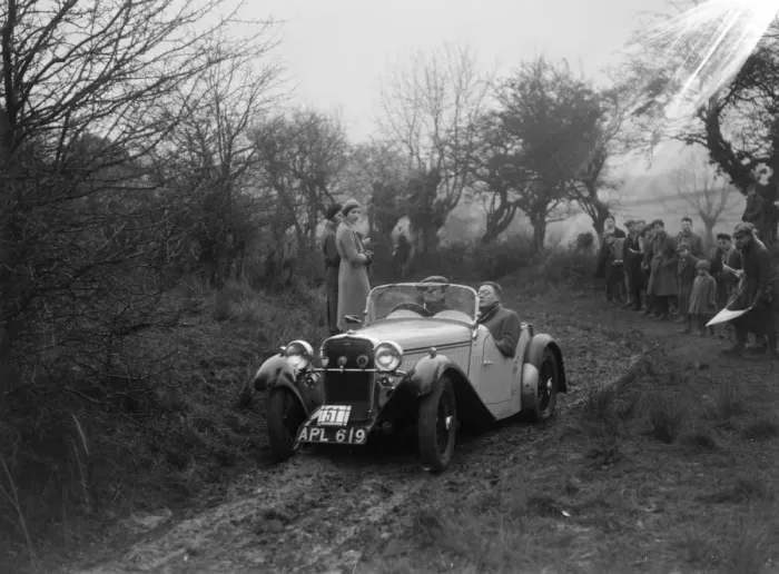 Framed Print : Singer open sports of WJD Richardson, Sunbac Colmore Trial, near Winchcombe, Gloucestershire, 1934 Framed Print : Singer open sports of WJD Richardson, Sunbac Colmore Trial, near Winchcombe, Gloucestershire, 1934