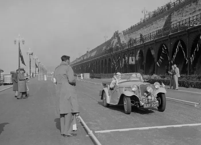 Framed Print : Singer Nine sports of CE Cole at the RAC Rally, Madeira Drive, Brighton, 1939. Artist: Bill Brunell Framed Print : Singer Nine sports of CE Cole at the RAC Rally, Madeira Drive, Brighton, 1939. Artist: Bill Brunell