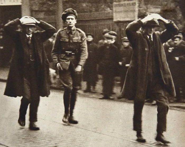 Framed Print : Two Sinn Fein members arrested by British troops, Dublin, Ireland, 1920 Framed Print : Two Sinn Fein members arrested by British troops, Dublin, Ireland, 1920