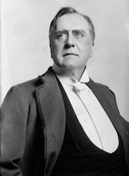 Framed Print : Sir Herbert Tree in Pygmalion, between c1910 and c1915. Creator: Bain News Service Framed Print : Sir Herbert Tree in Pygmalion, between c1910 and c1915. Creator: Bain News Service