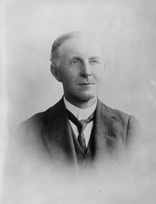 Framed Print : Sir Maclay, between c1915 and c1920. Creator: Bain News Service Framed Print : Sir Maclay, between c1915 and c1920. Creator: Bain News Service