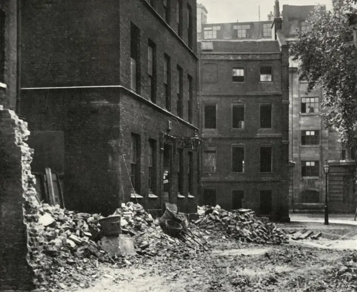 Framed Print : The Site of the Gateway from Fetter Lane and the Derelict Houses Awaiting Demolition, 1934 Framed Print : The Site of the Gateway from Fetter Lane and the Derelict Houses Awaiting Demolition, 1934