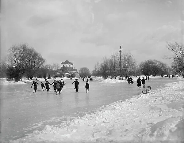 Skating on Belle Isle Park, Detroit, Mich. between 1895 and 1910. Creator: Unknown