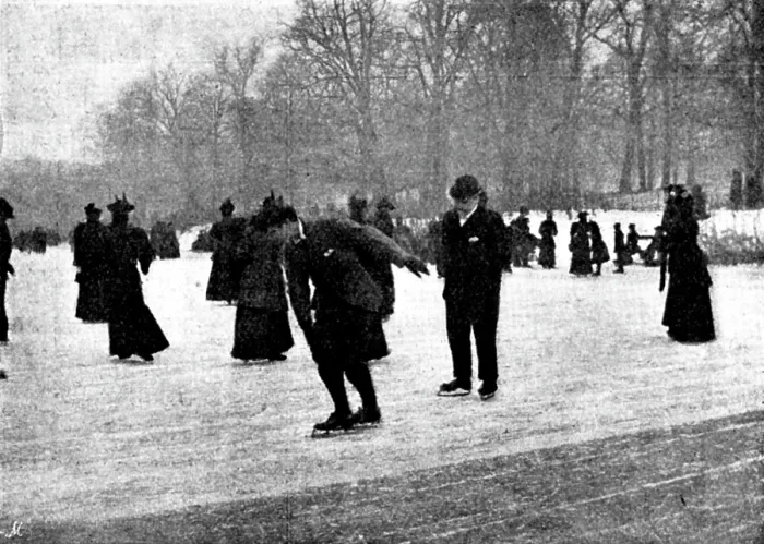 Framed Print : Skating in London: The Serpentine, 1895. Creator: Russell & Sons Framed Print : Skating in London: The Serpentine, 1895. Creator: Russell & Sons