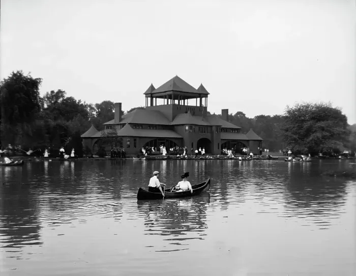 Framed Print : Skating pavilion, Belle Isle Park, Detroit, Mich. between 1900 and 1910. Creator: Unknown Framed Print : Skating pavilion, Belle Isle Park, Detroit, Mich. between 1900 and 1910. Creator: Unknown