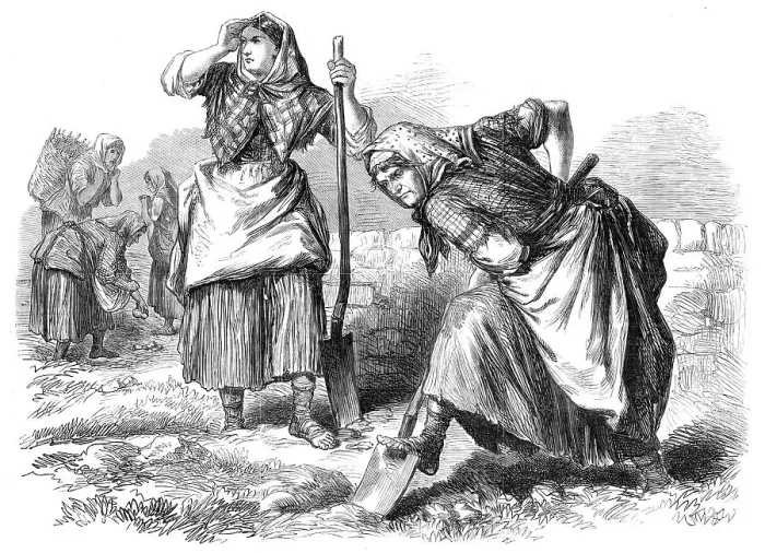 Framed Print : Sketches from Ireland: women at field-work in Roscommon, 1870. Creator: Unknown Framed Print : Sketches from Ireland: women at field-work in Roscommon, 1870. Creator: Unknown