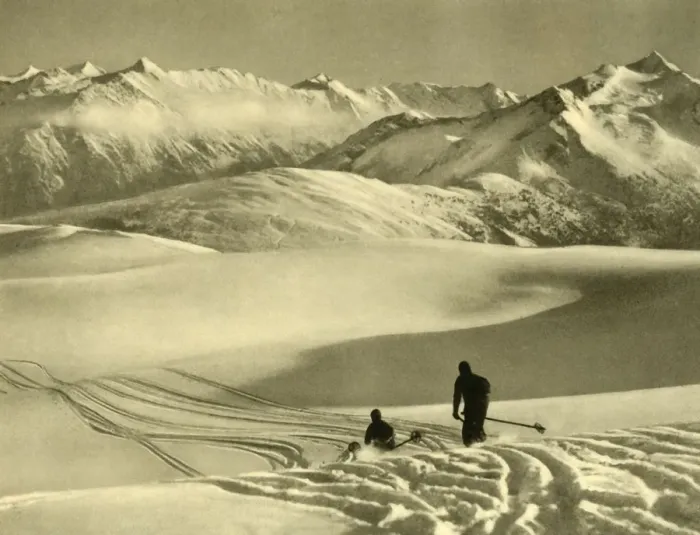 Framed Print : Skiing on the Gerlos plateau, Austria, c1935. Creator: Unknown Framed Print : Skiing on the Gerlos plateau, Austria, c1935. Creator: Unknown