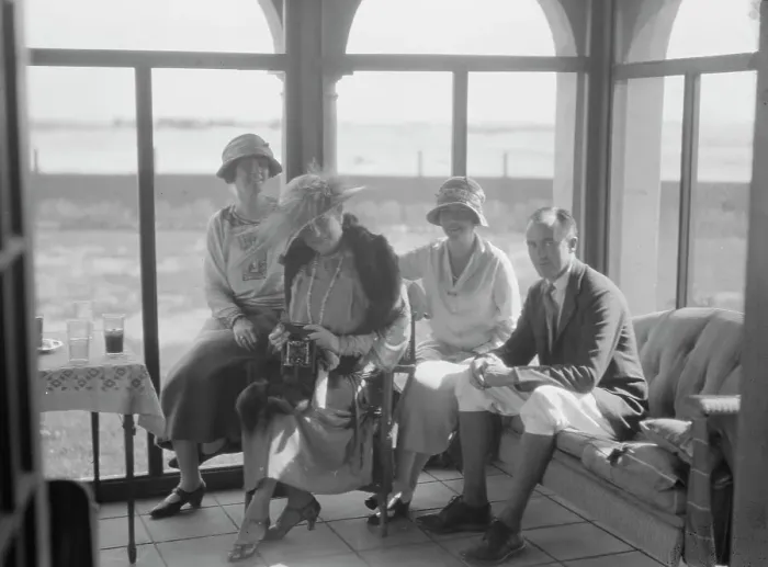 Framed Print : Slater, Mrs. and friends in a house in Long Beach, 1924 July. Creator: Arnold Genthe