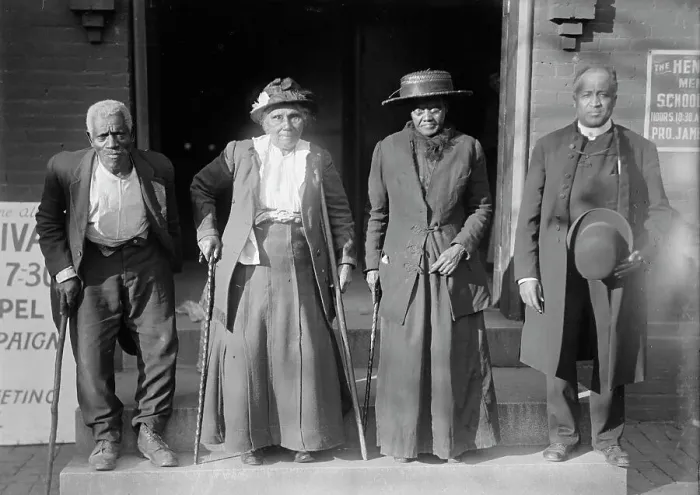 Framed Print : Slaves Reunion - Lewis Martin, Age 100; Martha Elizabeth Banks, Age 104; Amy Ware, Age 103... 1917. Creator: Harris & Ewing. Slaves Reunion - Lewis Martin, Age 100; Martha Elizabeth Banks, Age 104; Amy Ware, Age 103... 1917 Framed Print : Slaves Reunion - Lewis Martin, Age 100; Martha Elizabeth Banks, Age 104; Amy Ware, Age 103... 1917. Creator: Harris & Ewing. Slaves Reunion - Lewis Martin, Age 100; Martha Elizabeth Banks, Age 104; Amy Ware, Age 103... 1917