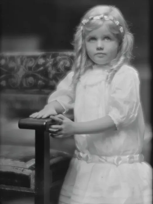 Framed Print : Slawson, L.H. Mrs. child of, portrait photograph, between 1911 and 1942. Creator: Arnold Genthe Framed Print : Slawson, L.H. Mrs. child of, portrait photograph, between 1911 and 1942. Creator: Arnold Genthe