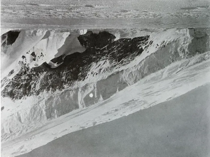 Framed Print : Slope of the Warning Glacier, c1911, (1913). Artist: G Murray Levick Framed Print : Slope of the Warning Glacier, c1911, (1913). Artist: G Murray Levick