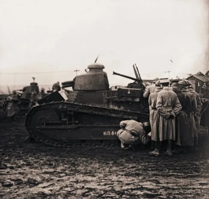 Framed Print : Small tank, c1914-c1918