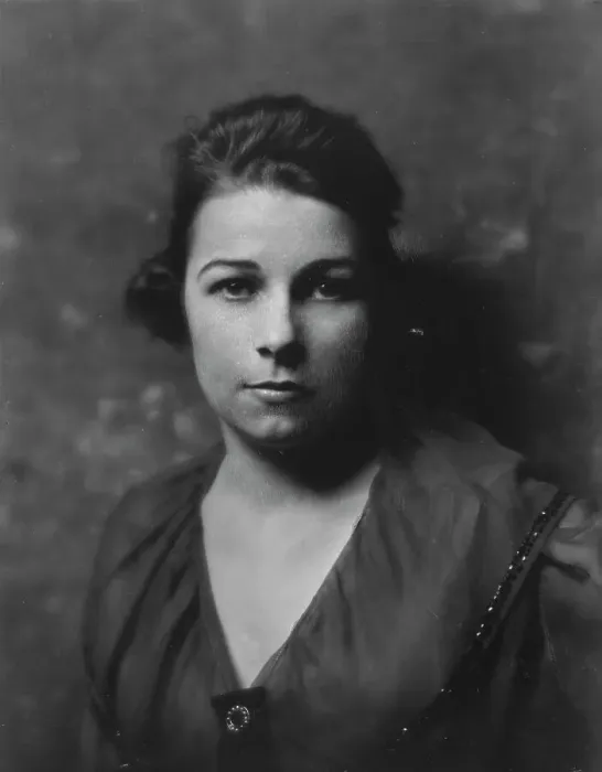 Framed Print : Smith, F. Miss, portrait photograph, 1917 Mar. 27. Creator: Arnold Genthe Framed Print : Smith, F. Miss, portrait photograph, 1917 Mar. 27. Creator: Arnold Genthe
