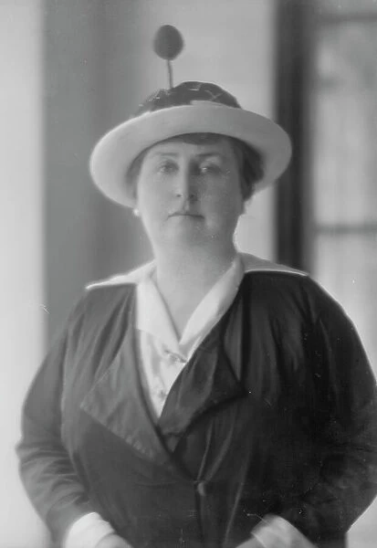 Smith, Garrit, Mrs. portrait photograph, 1915 July 6. Creator: Arnold Genthe