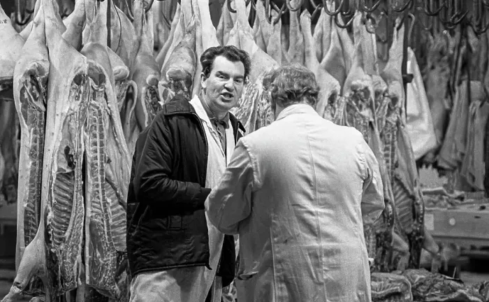 Framed Print : Smithfield Meat Market, City of London, January 1980. Creator: Peter Thompson Framed Print : Smithfield Meat Market, City of London, January 1980. Creator: Peter Thompson