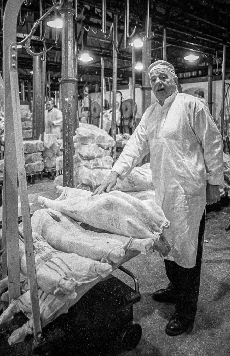 Framed Print : Smithfield Meat Market, City of London, January 1980. Creator: Peter Thompson Framed Print : Smithfield Meat Market, City of London, January 1980. Creator: Peter Thompson