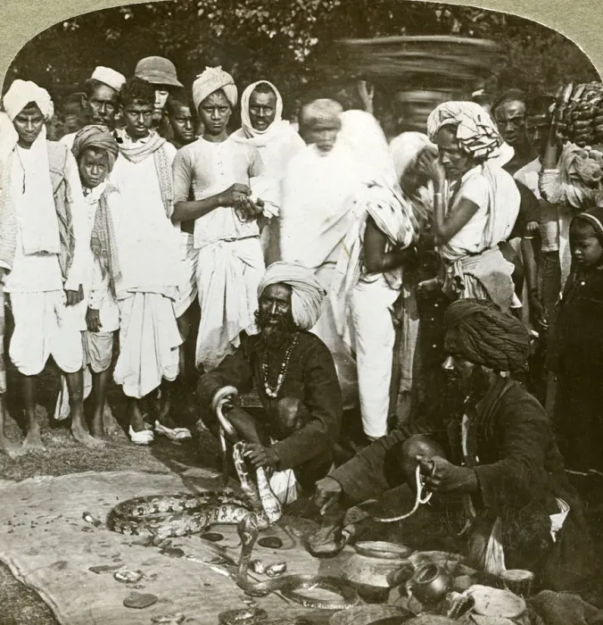 Framed Print : Snake charmer, Calcutta, India, c1900s(?). Artist: Underwood & Underwood Framed Print : Snake charmer, Calcutta, India, c1900s(?). Artist: Underwood & Underwood