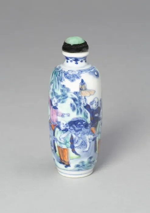 Framed Print : Snuff Bottle with Eight Foreign Figures Bearing Tribute, Qing dynasty Framed Print : Snuff Bottle with Eight Foreign Figures Bearing Tribute, Qing dynasty