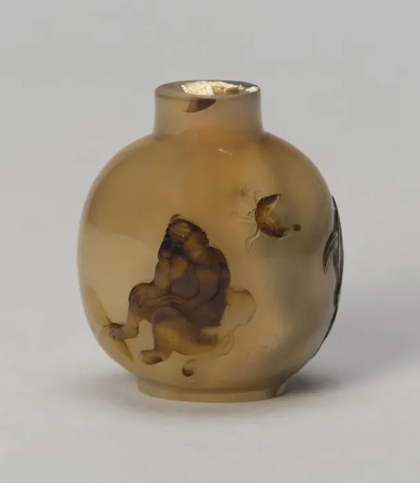 Framed Print : Snuff Bottle with Monkey on Rockwork, Qing dynasty (1644-1911), 1760-1830 Framed Print : Snuff Bottle with Monkey on Rockwork, Qing dynasty (1644-1911), 1760-1830