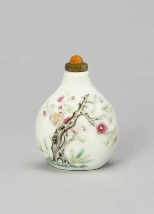 Framed Print : Snuff Bottle with Prunus, Bamboo, and Pine, Qing dynasty, Daoguang reign (1820-1850) Framed Print : Snuff Bottle with Prunus, Bamboo, and Pine, Qing dynasty, Daoguang reign (1820-1850)