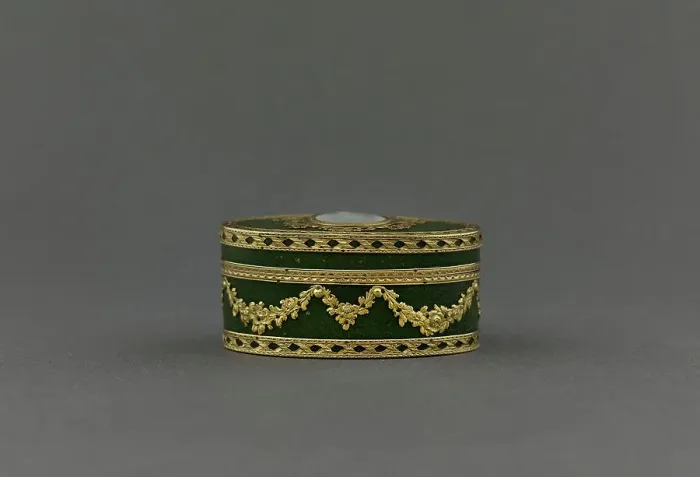 Framed Print : Snuff box, between 1766 and 1767. Creator: Henry Bodson Framed Print : Snuff box, between 1766 and 1767. Creator: Henry Bodson