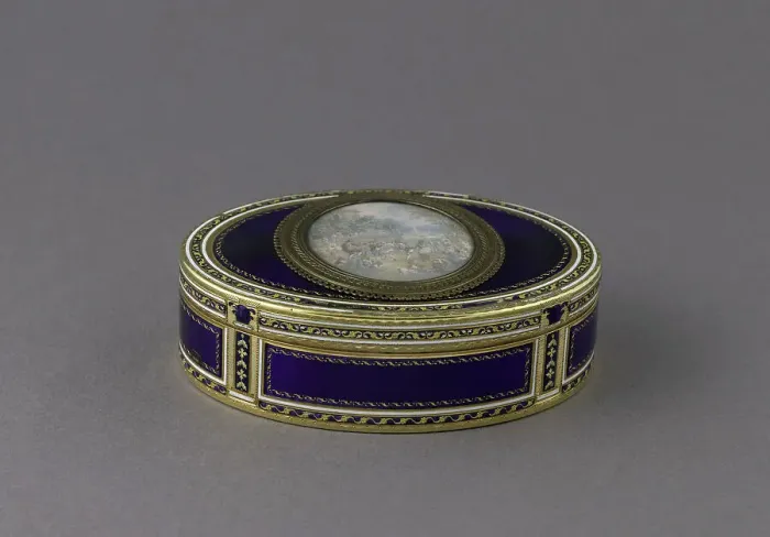 Framed Print : Snuff box, c1780. Creator: Unknown Framed Print : Snuff box, c1780. Creator: Unknown