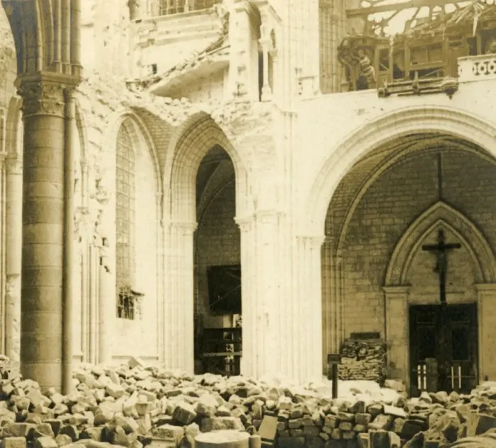 Framed Print : Soissons Cathedral, Soissons, northern France, c1914-c1918 Framed Print : Soissons Cathedral, Soissons, northern France, c1914-c1918