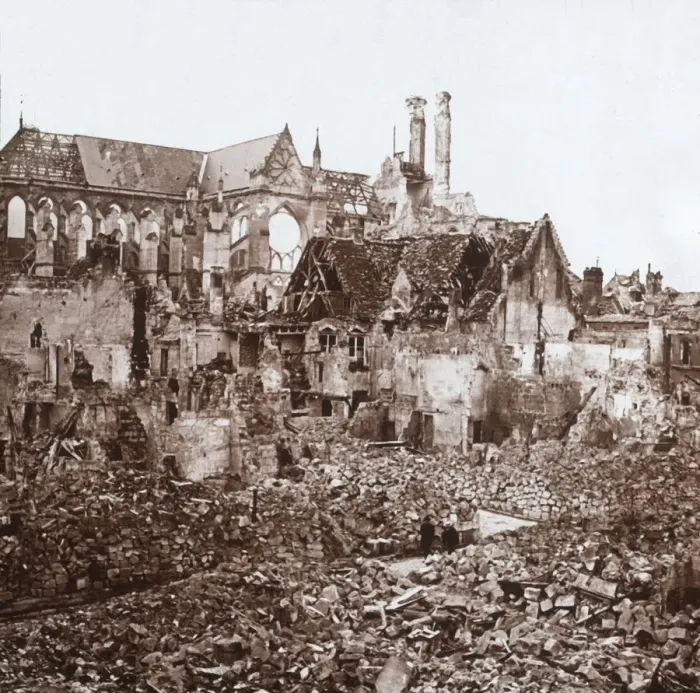 Framed Print : Soissons Cathedral, Soissons, northern France, c1914-c1918 Framed Print : Soissons Cathedral, Soissons, northern France, c1914-c1918