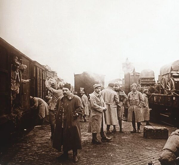 Soldiers going to the Somme, Epernay, northern France, c1914-c1918