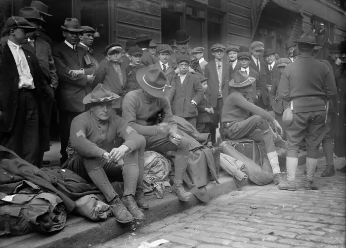 Framed Print : Soldiers on way to Dayton, between c1910 and c1915. Creator: Bain News Service Framed Print : Soldiers on way to Dayton, between c1910 and c1915. Creator: Bain News Service