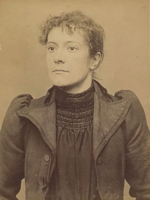 Framed Print : Soubrier. Annette (femme Chericotti). 28 ans, nee a Paris Ille. Coutiere Framed Print : Soubrier. Annette (femme Chericotti). 28 ans, nee a Paris Ille. Coutiere
