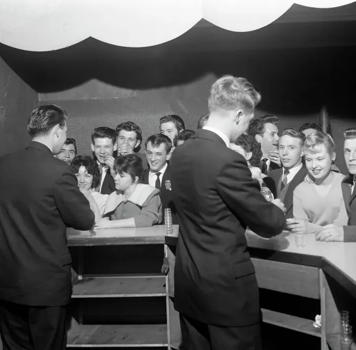 Framed Print : Soupa Dance sponsored by Heinz, Mexborough, South Yorkshire, 1959 Framed Print : Soupa Dance sponsored by Heinz, Mexborough, South Yorkshire, 1959
