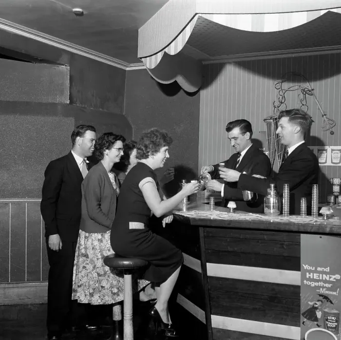 Framed Print : Soupa Dance sponsored by Heinz, Mexborough, South Yorkshire, 1959 Framed Print : Soupa Dance sponsored by Heinz, Mexborough, South Yorkshire, 1959