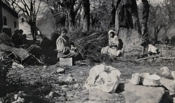 Framed Print : South Africa: African workers at a farm near Stellenbosch, 1905. Creator: Ada Cleland Framed Print : South Africa: African workers at a farm near Stellenbosch, 1905. Creator: Ada Cleland