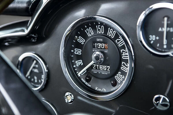 Speedometer of a 1961 Aston Martin DB4 GT previously owned by Donald Campbell