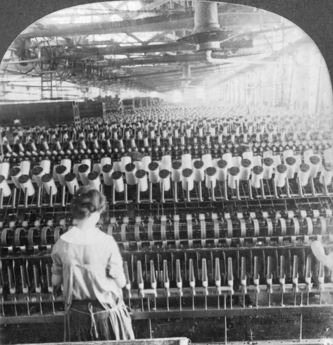 Framed Print : Spinning room, Philadelphia, Pennsylvania, USA, late 19th or early 20th century(?). Artist: Keystone View Company Framed Print : Spinning room, Philadelphia, Pennsylvania, USA, late 19th or early 20th century(?). Artist: Keystone View Company