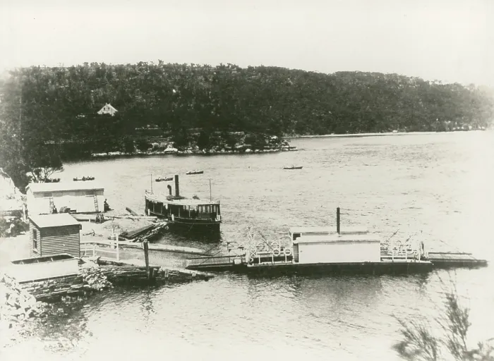Framed Print : The Spit punt, c1915. Creator: Unknown Framed Print : The Spit punt, c1915. Creator: Unknown