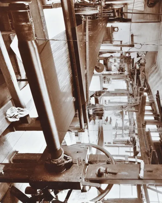 Framed Print : Spitalfields silk weaving industry, Alma Road, Bethnal Green, London, 1909 Framed Print : Spitalfields silk weaving industry, Alma Road, Bethnal Green, London, 1909