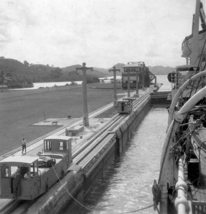 Framed Print : The SS Orbita, Panama Canal, early 20th century. Artist: J Dearden Holmes