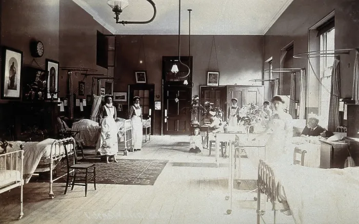 Framed Print : St Bartholomew's Hospital, London: Lucas ward, c1908. Creator: Unknown. St Bartholomew's Hospital, London: Lucas ward, c1908. Creator: Unknown Framed Print : St Bartholomew's Hospital, London: Lucas ward, c1908. Creator: Unknown. St Bartholomew's Hospital, London: Lucas ward, c1908. Creator: Unknown