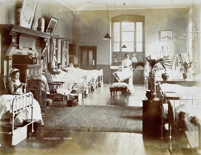 Framed Print : St Bartholomew's Hospital, London: patients and nurses in President ward, c1908 Framed Print : St Bartholomew's Hospital, London: patients and nurses in President ward, c1908