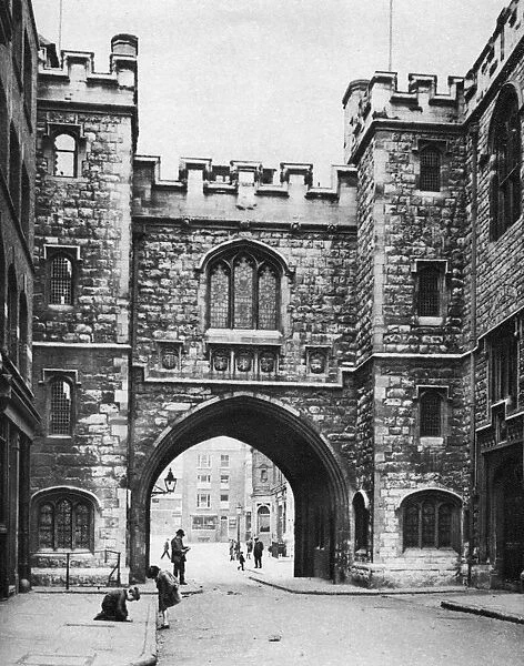 St Johns Gate on a Sunday, Clerkenwell, London, 1926-1927. Artist: McLeish