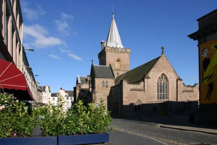 Framed Print : St Johns Kirk, Perth, Scotland Framed Print : St Johns Kirk, Perth, Scotland
