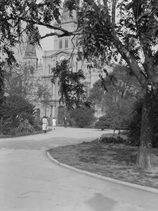 Framed Print : St. Louis Cathedral, New Orleans, between 1920 and 1926. Creator: Arnold Genthe Framed Print : St. Louis Cathedral, New Orleans, between 1920 and 1926. Creator: Arnold Genthe